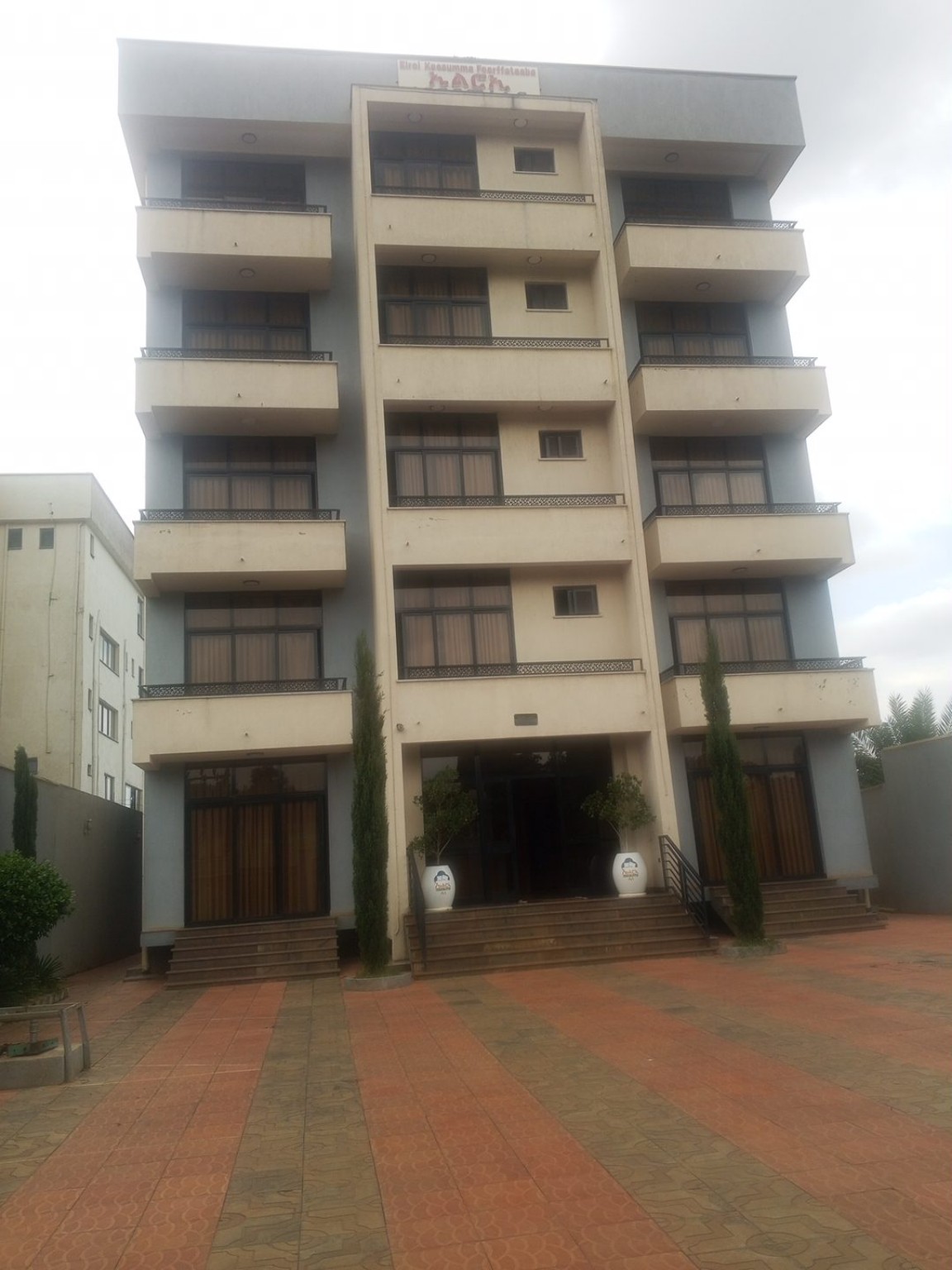 ELROI Guest House exterior view