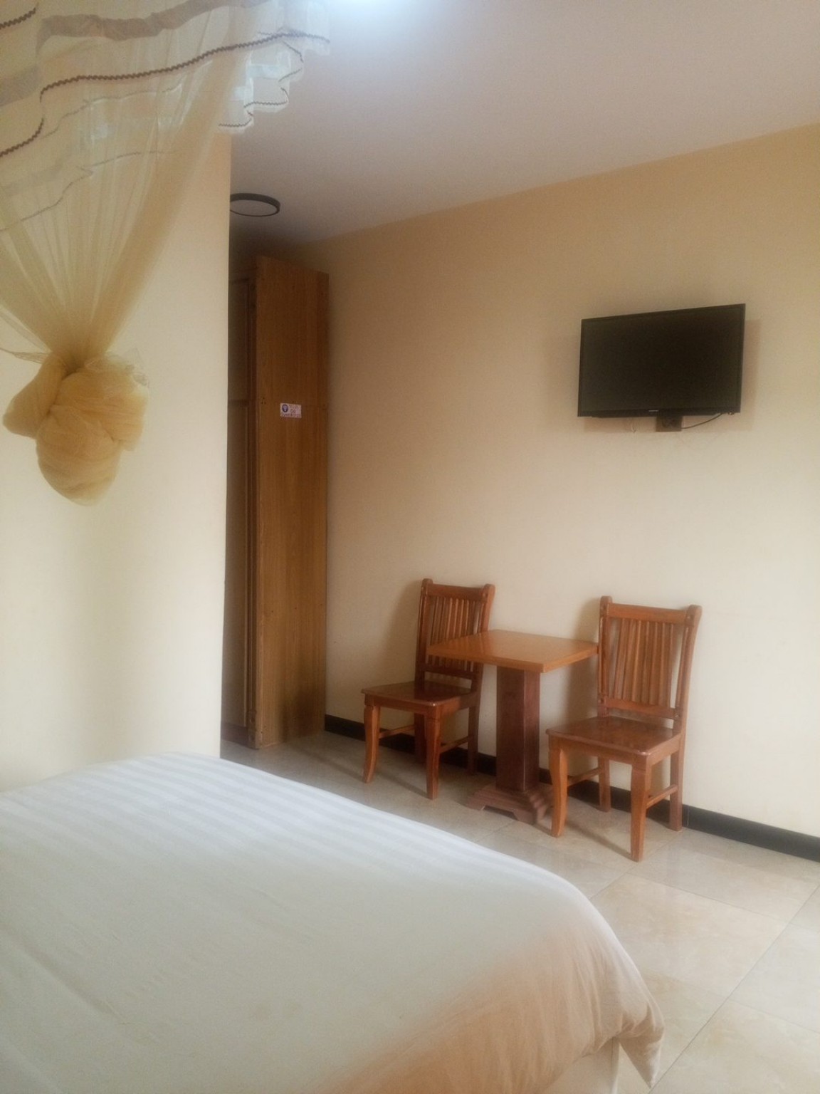 ELROI room interior